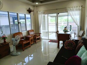 บ้านเดี่ยว ขาย ใกล้เมืองเชียงใหม่ ถูกกว่าโครงการใกล้เคียง ใกล้เมืองเชียงใหม่ ใกล้สนามบินเพียง15-20นาที บ้านใหม่สร้างเสร็จพร้อมอยู่สารภี